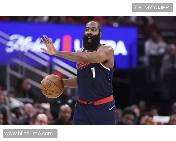 快船半场领先篮网16分哈登状态火热小卡贡献7分3断祖巴茨表现低迷