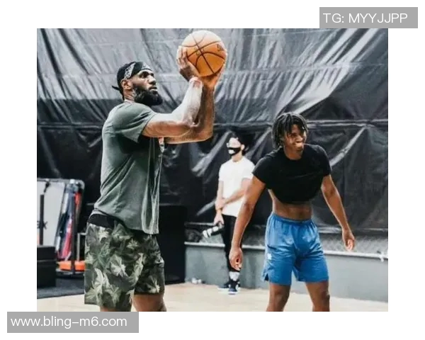 詹姆斯盛赞马克西热爱比赛称过去夏天共同训练收获颇丰